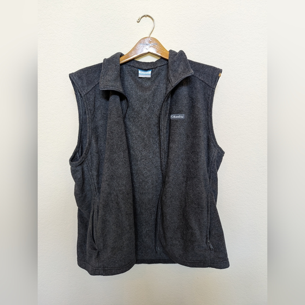 Columbia Men's L Vest